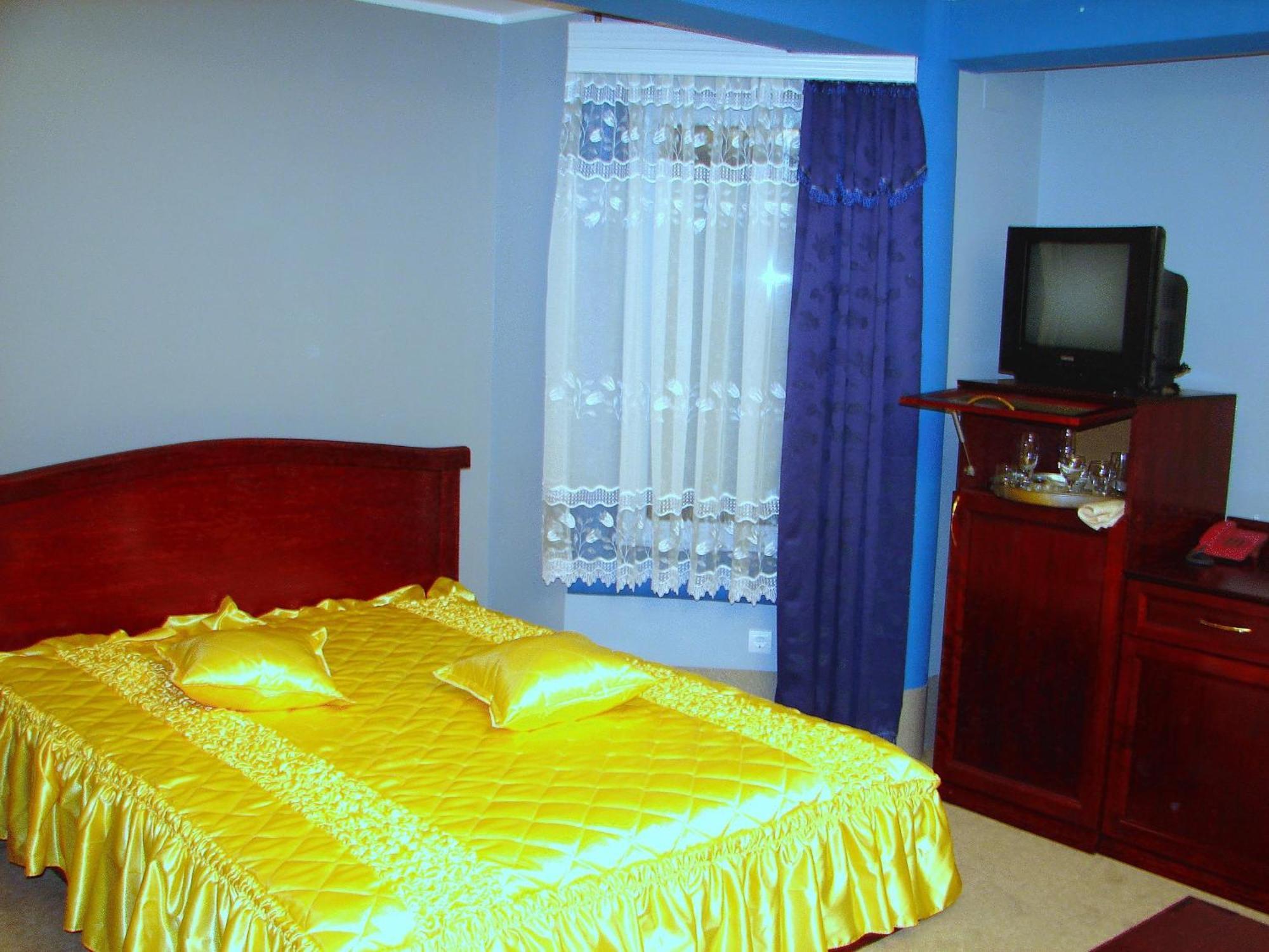 לסקובץ Hotel Vila Mitic Luxx Spa Centar מראה חיצוני תמונה