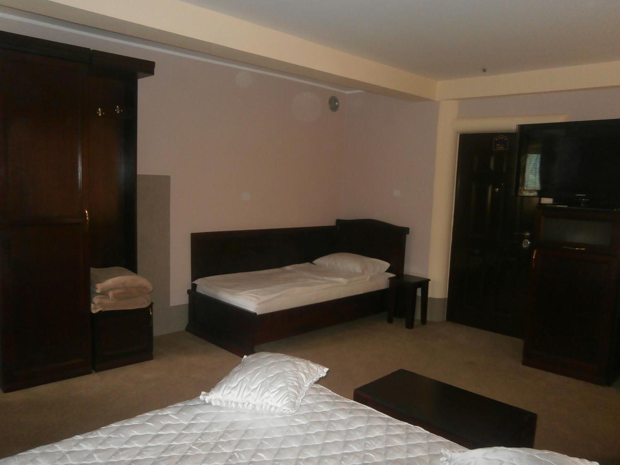 לסקובץ Hotel Vila Mitic Luxx Spa Centar מראה חיצוני תמונה