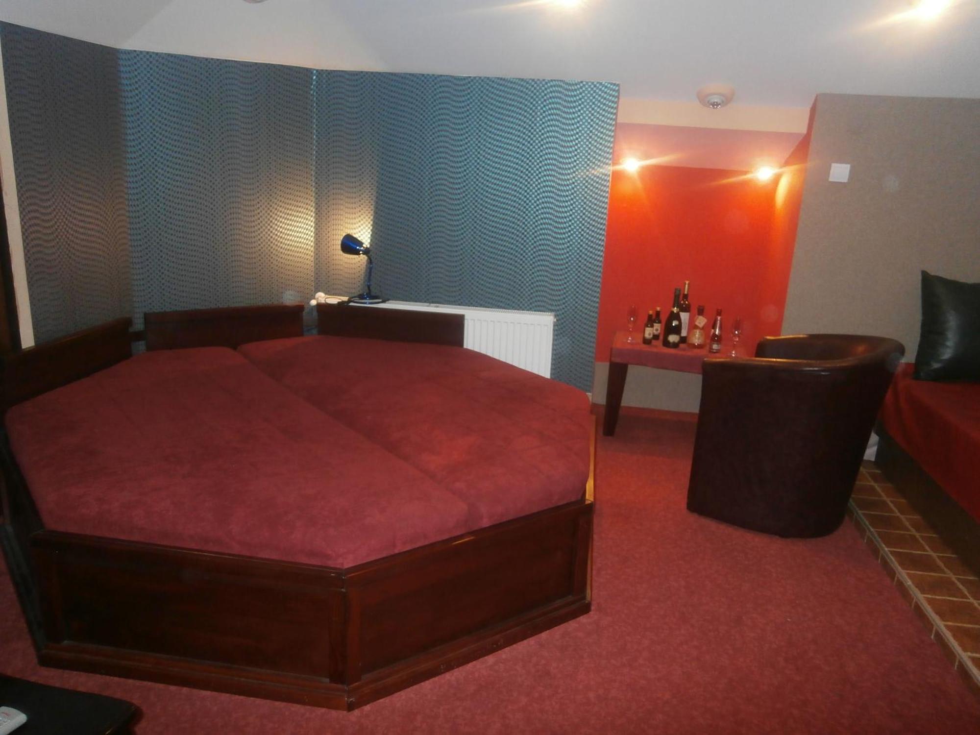 לסקובץ Hotel Vila Mitic Luxx Spa Centar מראה חיצוני תמונה