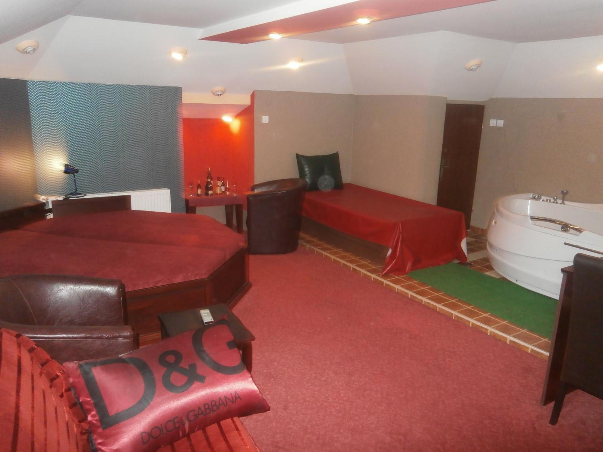 לסקובץ Hotel Vila Mitic Luxx Spa Centar מראה חיצוני תמונה